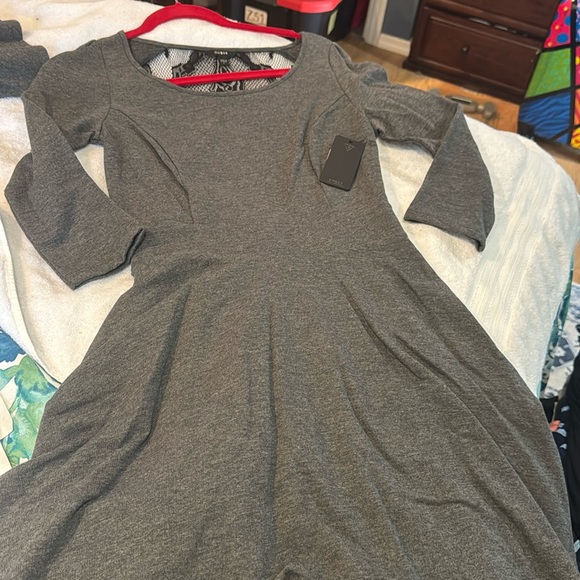 NWT GUESS Sz Small Dark Coal Heather French Terry Fit & Flare Dress BR1 - Picture 1 of 4